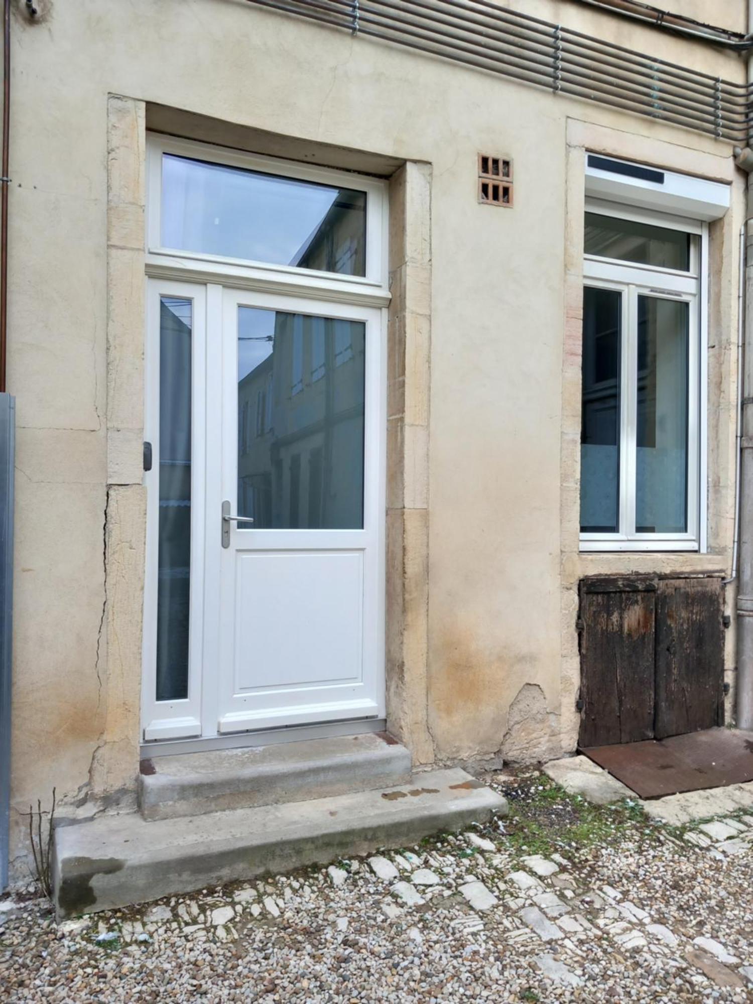 La Cour Fleurie, Tout Confort Дижон Экстерьер фото